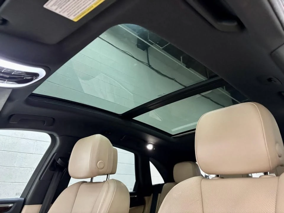 2021 Porsche Macan S - Image 17 of 20
