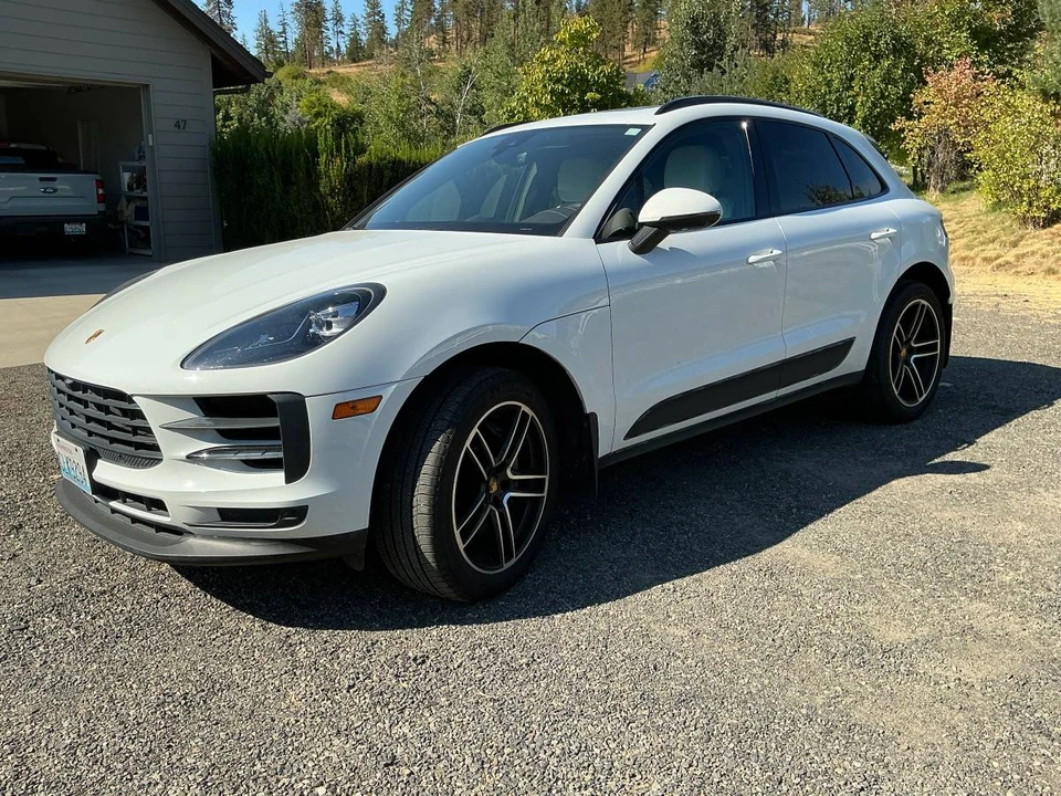 2021 Porsche Macan S - Image 3 of 10