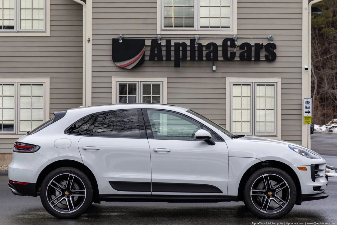 2021 Porsche Macan S - Image 5 of 31