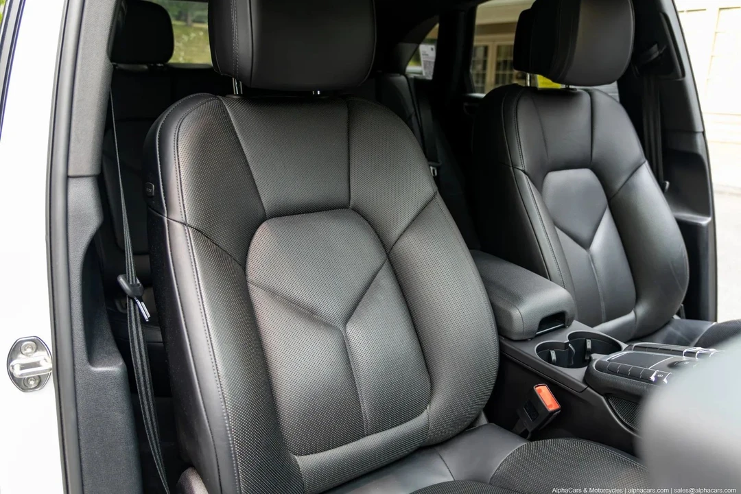 2021 Porsche Macan S - Image 22 of 31