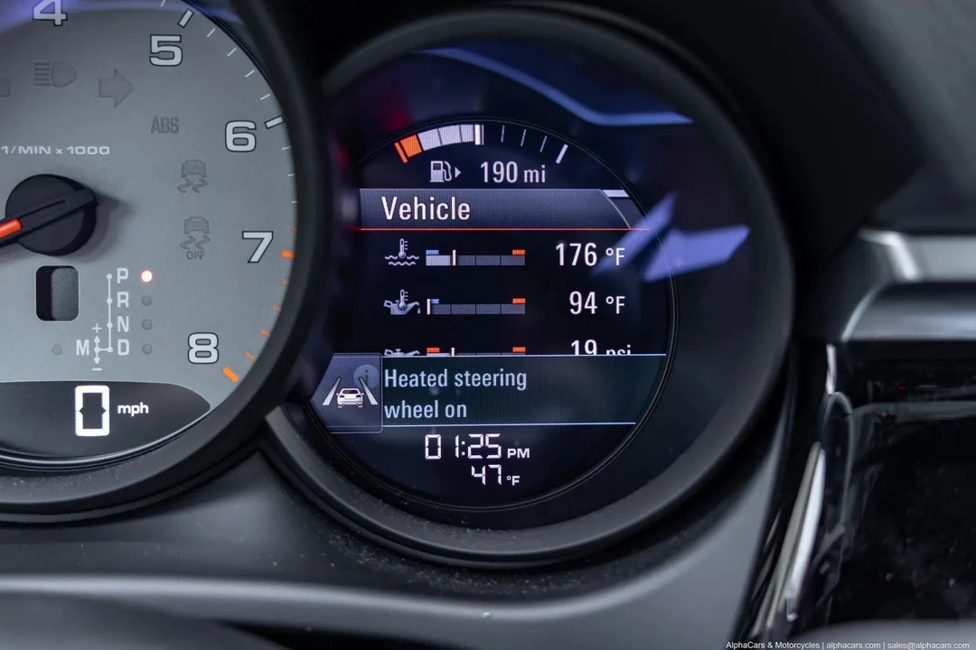 2021 Porsche - Image 29 of 31