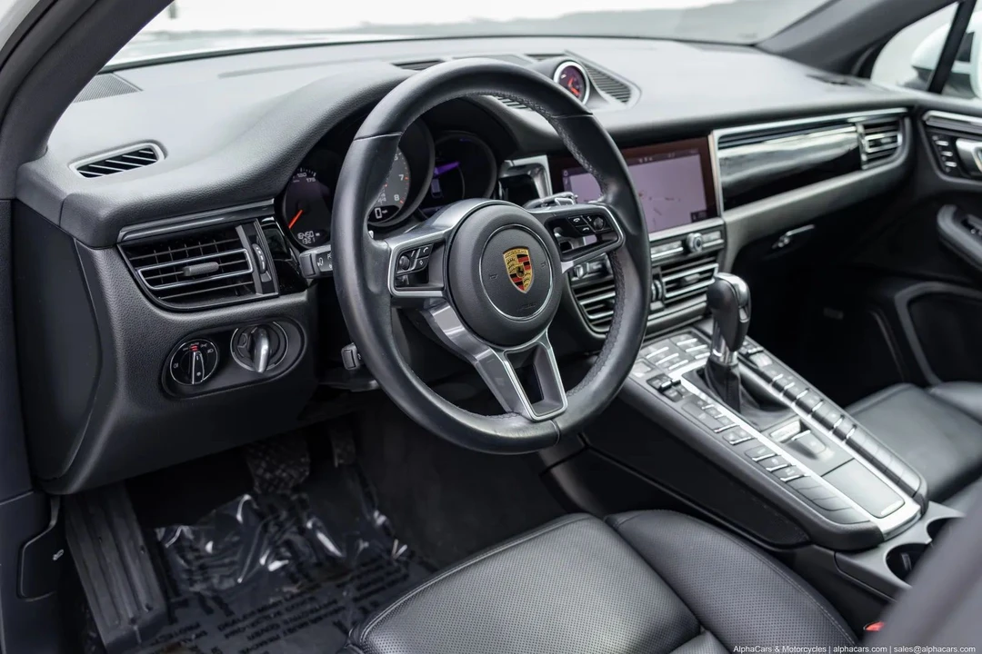 2021 Porsche - Image 20 of 31