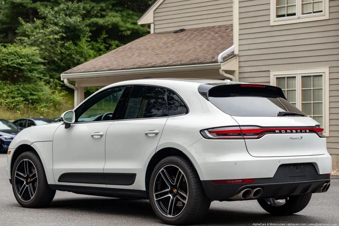 2021 Porsche Macan S - Image 10 of 31