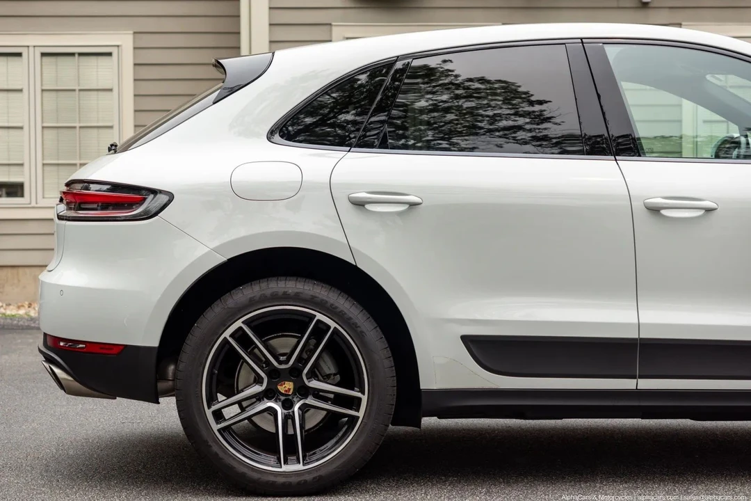 2021 Porsche Macan S - Image 5 of 31