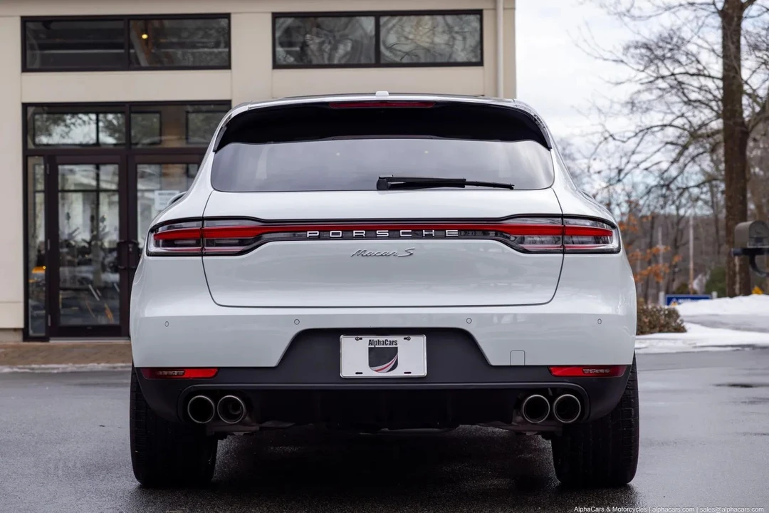 2021 Porsche Macan S - Image 10 of 21