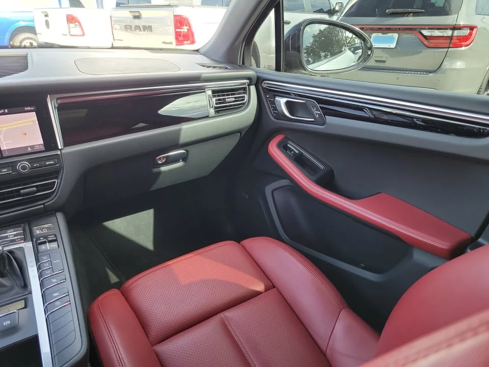 2021 Porsche Macan S - Image 13 of 19