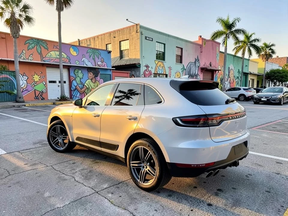 2021 Porsche Macan S - Image 7 of 20