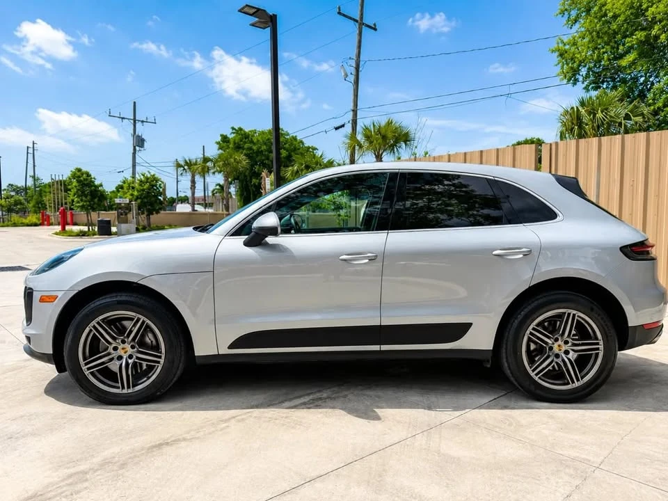 2021 Porsche Macan S - Image 9 of 20