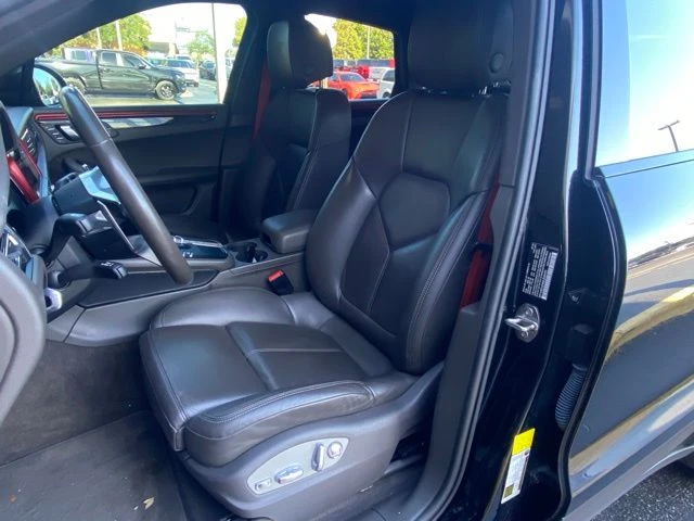 2021 Porsche Macan S - Image 15 of 30