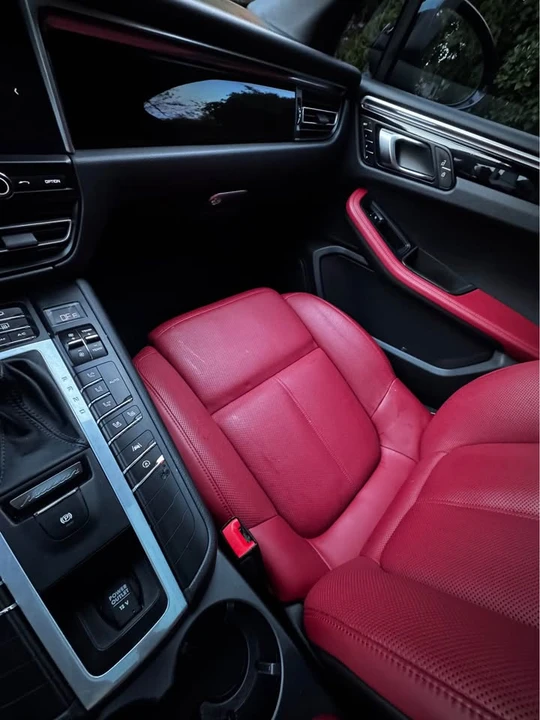 2021 Porsche Macan S - Image 8 of 14