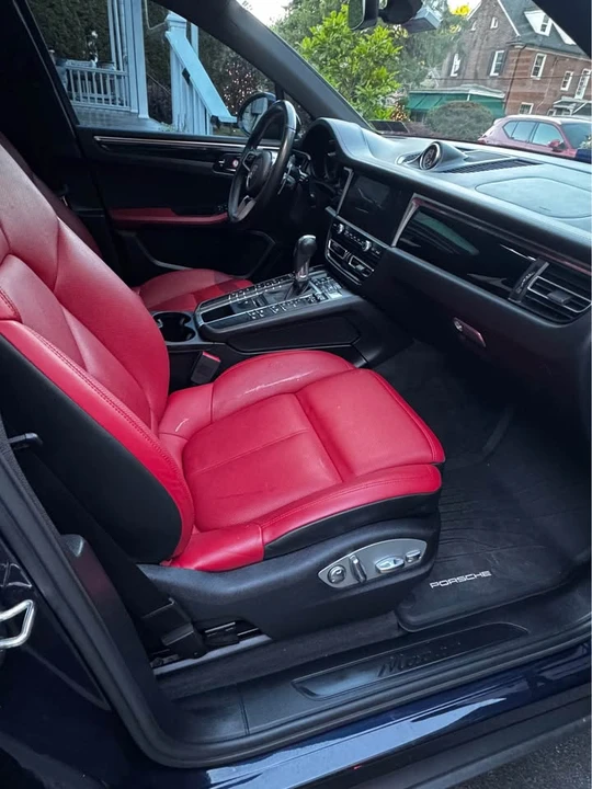 2021 Porsche Macan S - Image 13 of 14