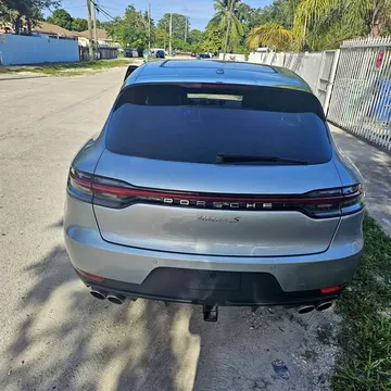 2021 Porsche Macan S Sport Utility 4D