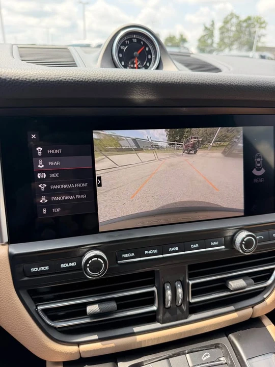 2021 Porsche Macan S - Image 18 of 18