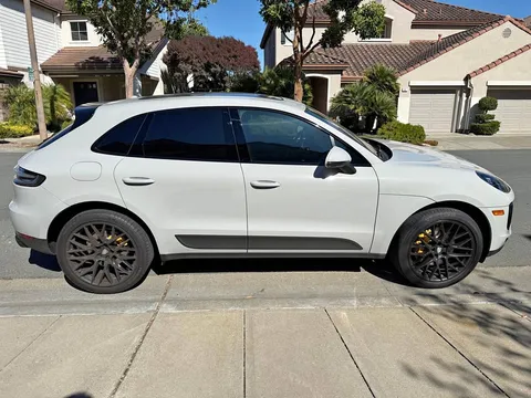 2021 Porsche Macan S Sport Utility 4D