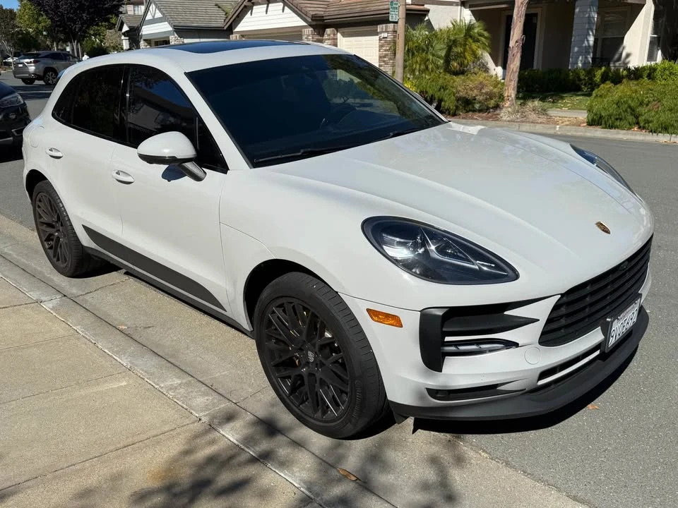2021 Porsche Macan S - Image 2 of 13
