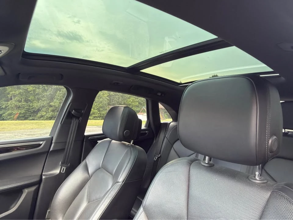 2021 Porsche Macan S - Image 13 of 20