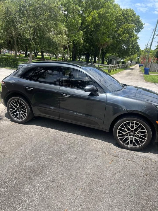 2021 Porsche Macan S - Image 2 of 8