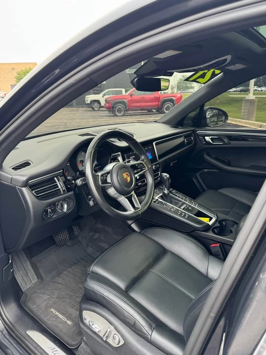2021 Porsche Macan S - Image 8 of 13