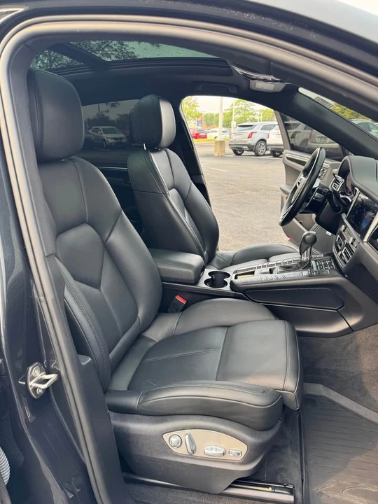 2021 Porsche Macan S - Image 11 of 13