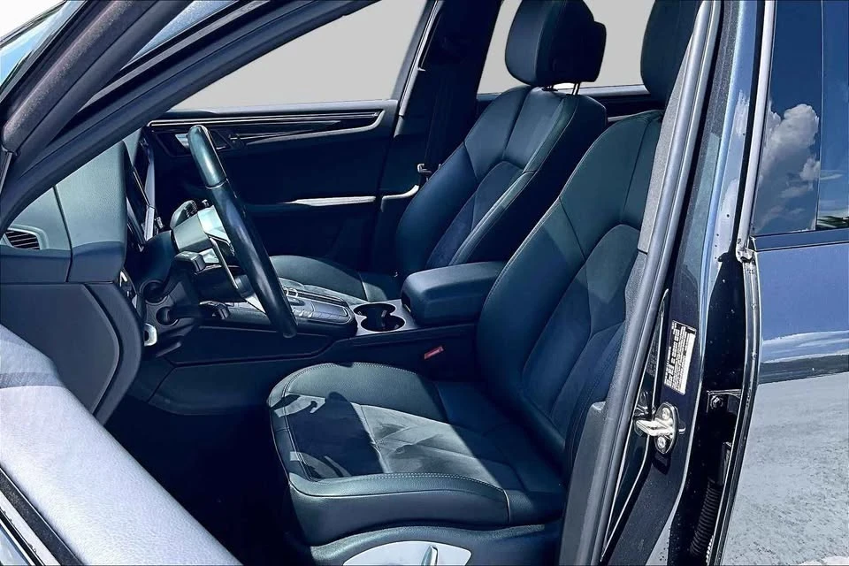 2021 Porsche Macan S - Image 8 of 14