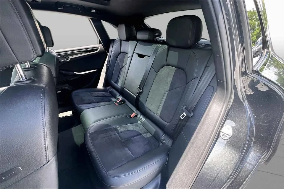 2021 Porsche Macan S - Image 13 of 14