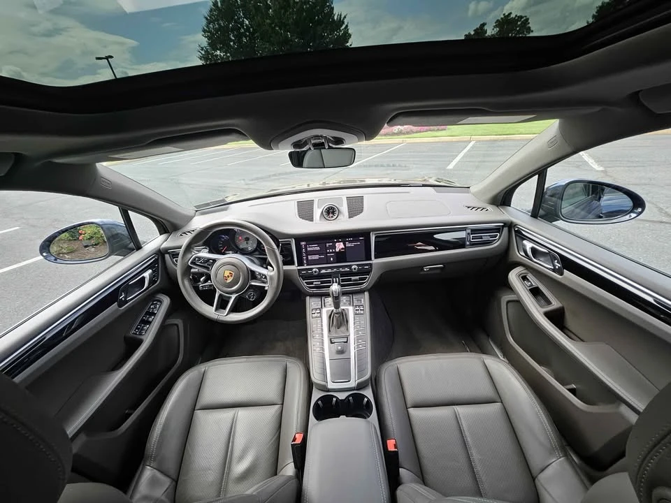 2021 Porsche Macan S - Image 14 of 20