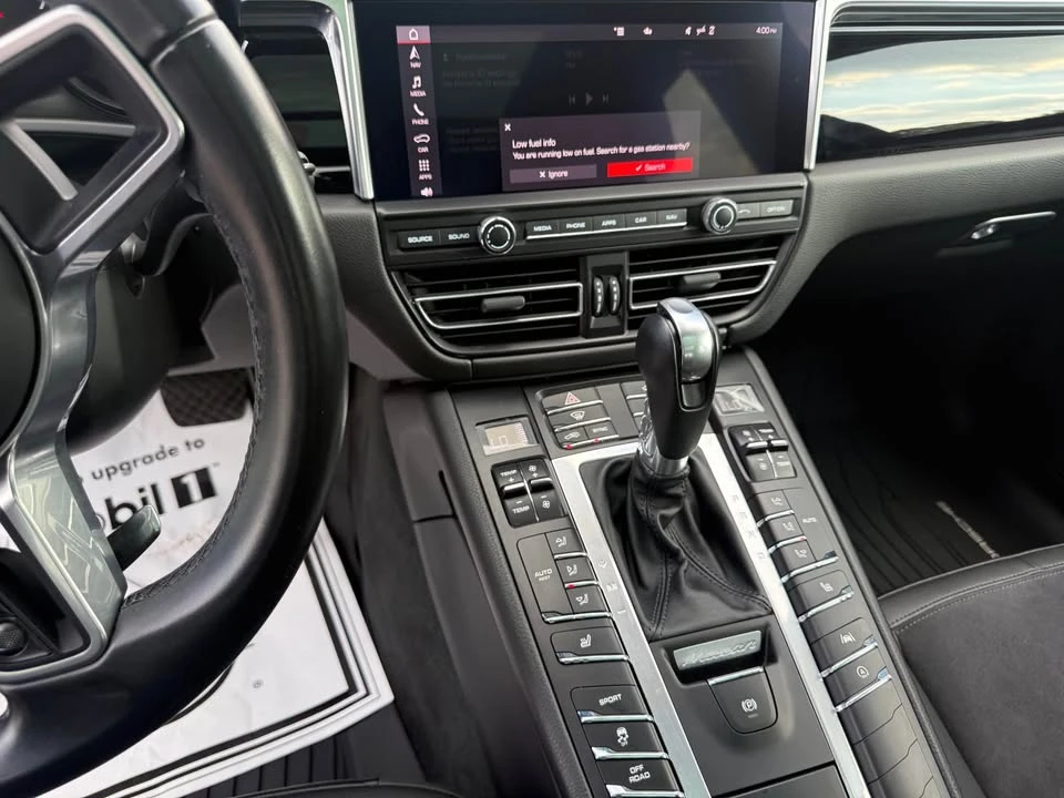 2021 Porsche Macan S - Image 13 of 20