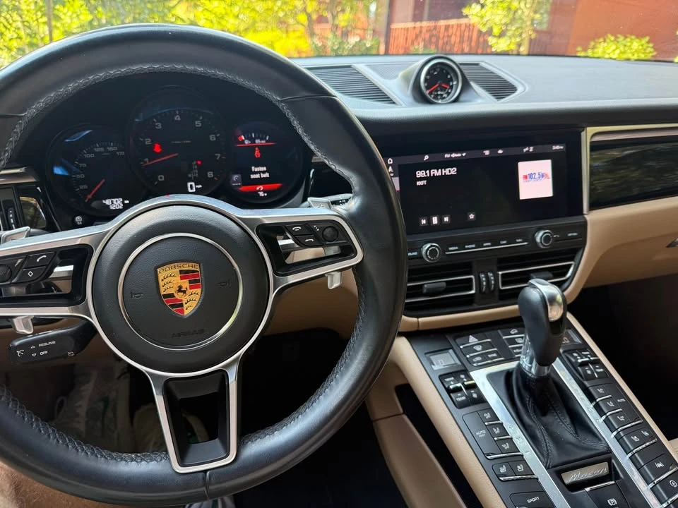 2021 Porsche Macan S - Image 7 of 10
