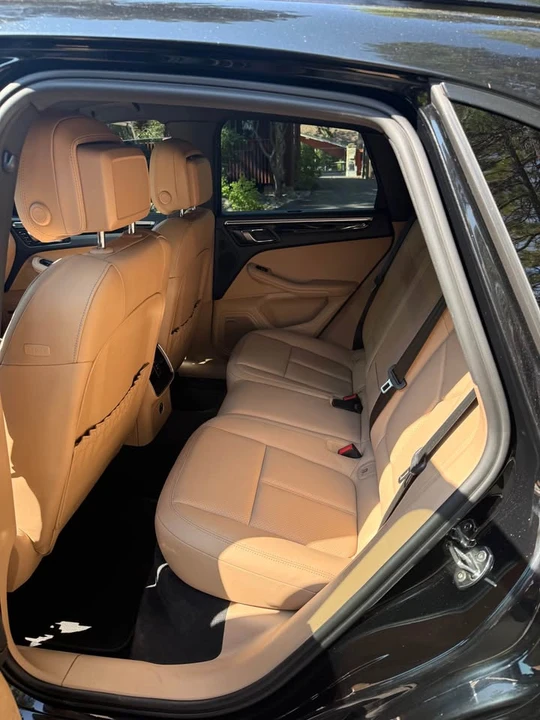 2021 Porsche Macan S - Image 6 of 10