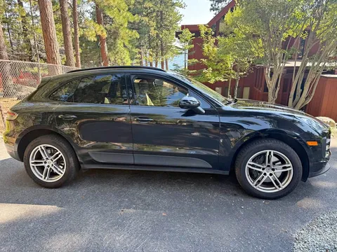 2021 Porsche Macan S Sport Utility 4D