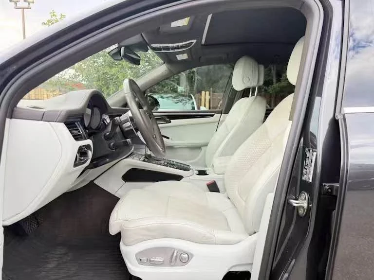 2021 Porsche Macan S - Image 7 of 9