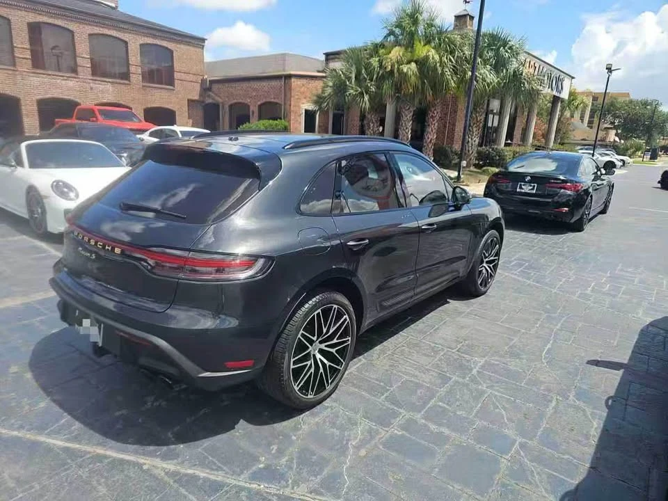 2021 Porsche Macan S - Image 2 of 9