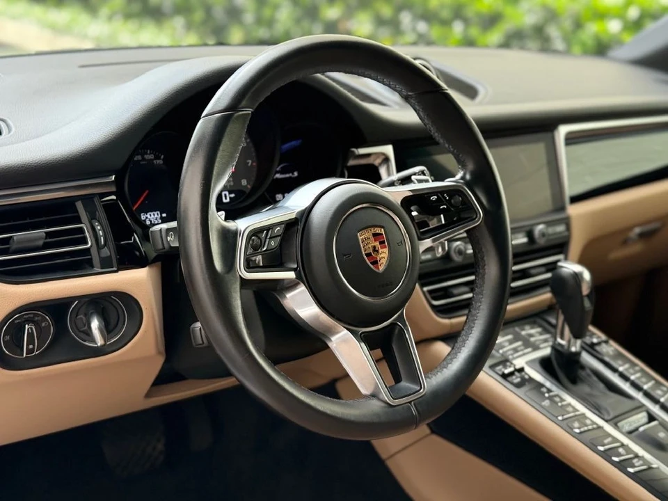2021 Porsche Macan S - Image 14 of 21