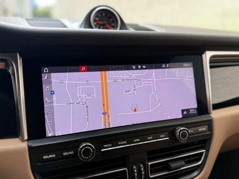 2021 Porsche Macan S - Image 20 of 21
