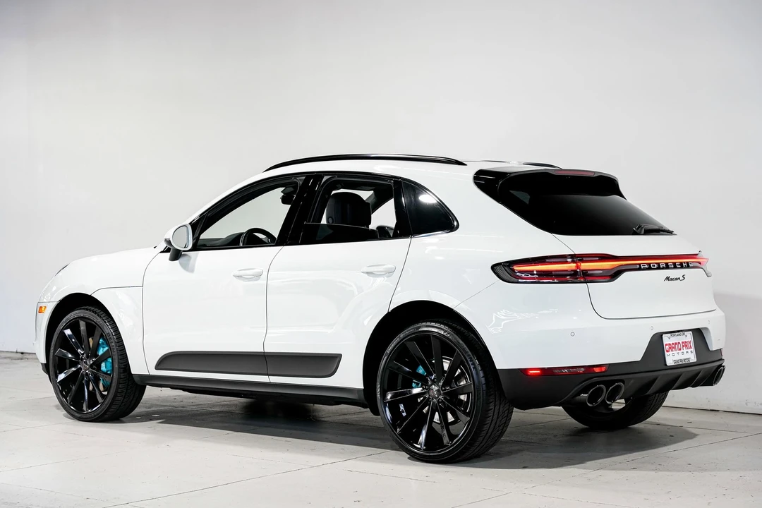 2021 Porsche Macan S - Image 8 of 12
