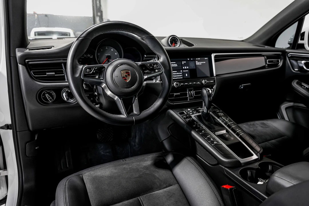 2021 Porsche Macan S - Image 9 of 12