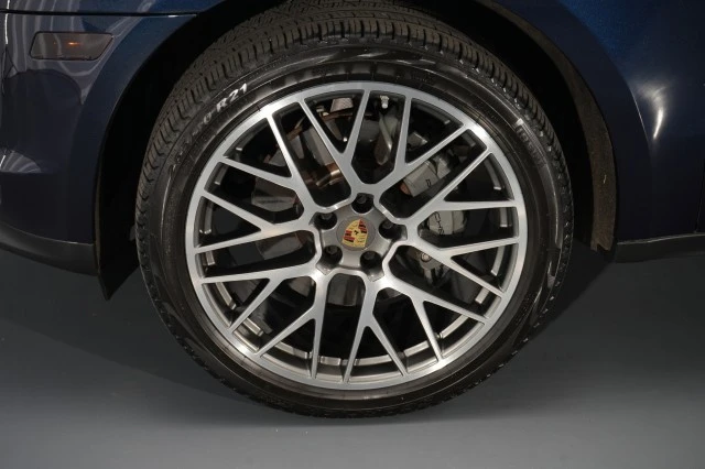 2021 Porsche Macan S - Image 18 of 31