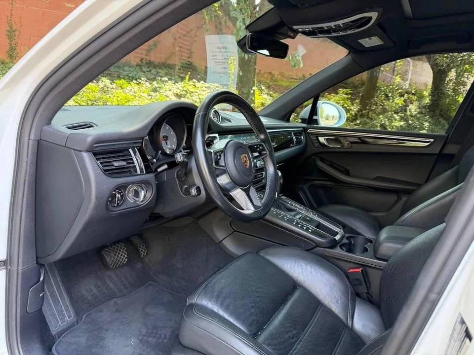 2021 Porsche Macan S - Image 4 of 5