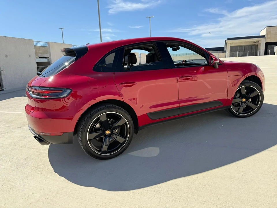 2021 Porsche Macan S - Image 26 of 31