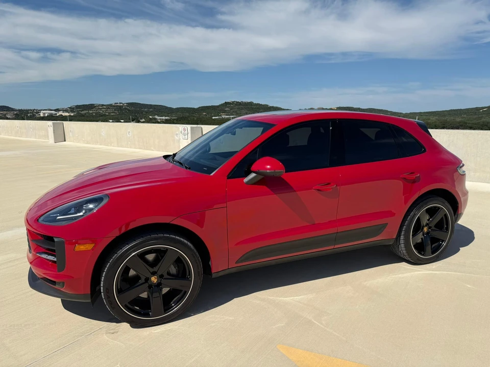 2021 Porsche Macan S - Image 17 of 31