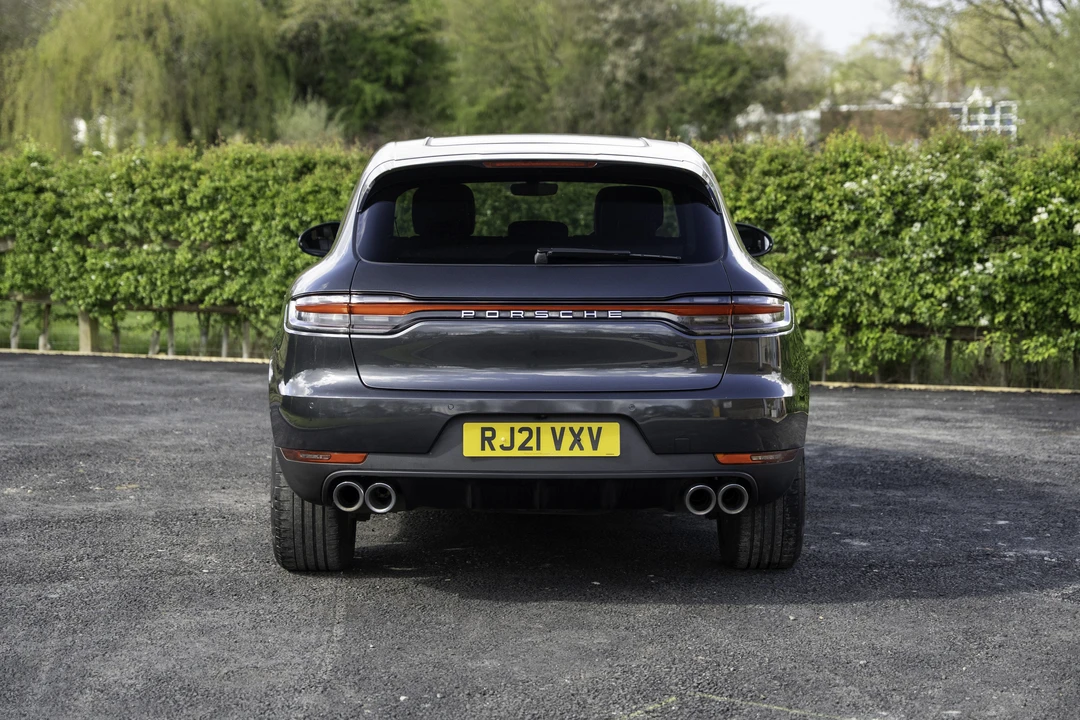 2021 Porsche Macan S - Image 12 of 31