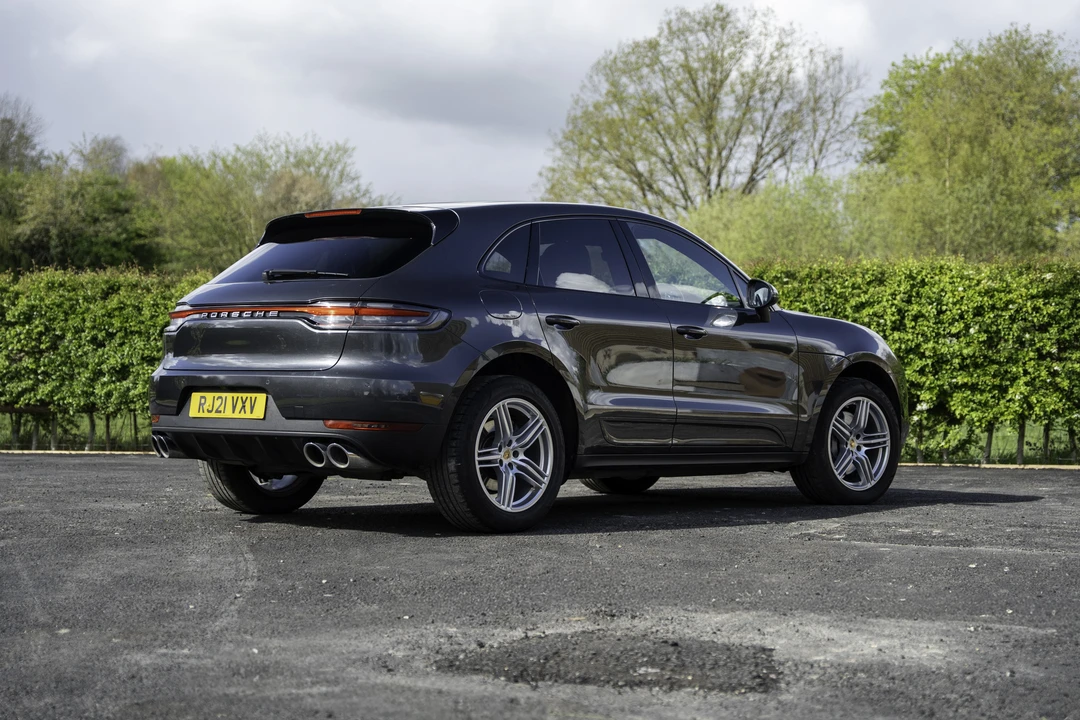 2021 Porsche Macan S - Image 7 of 31