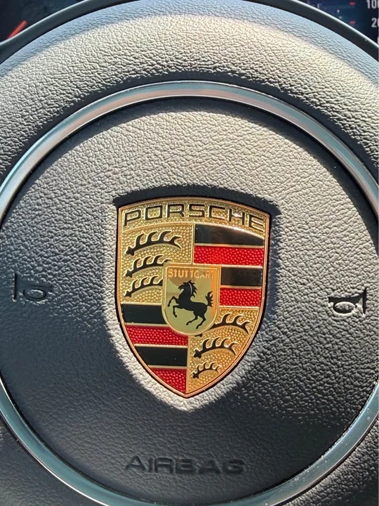 2021 Porsche Macan S - Image 9 of 19