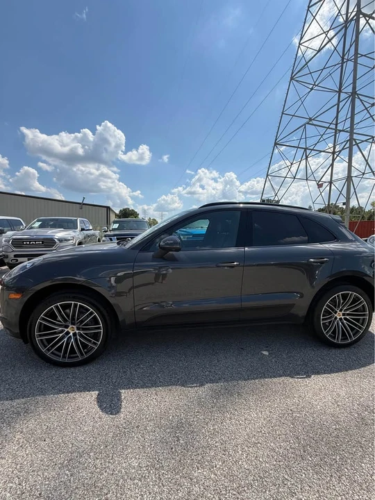 2021 Porsche Macan S - Image 16 of 19