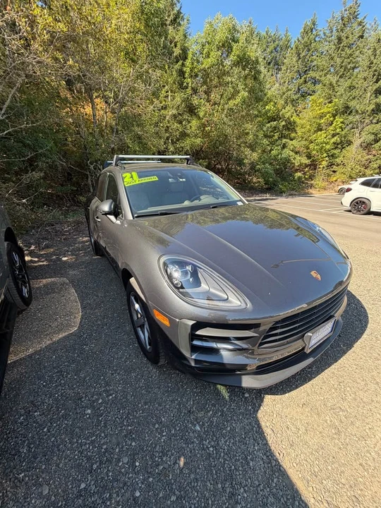 2021 Porsche Macan - Image 3 of 8