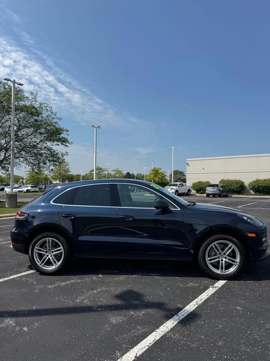 2021 Porsche Macan - Image 4 of 19
