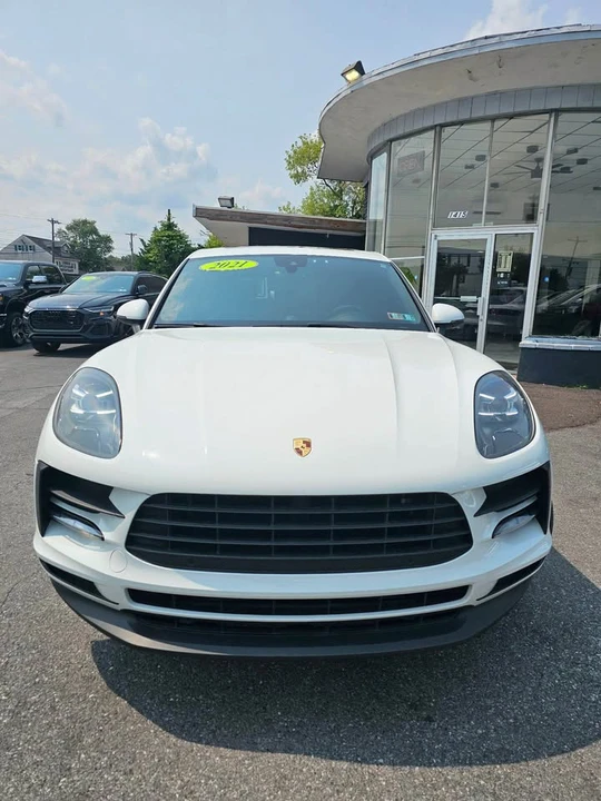 2021 Porsche Macan - Image 2 of 20