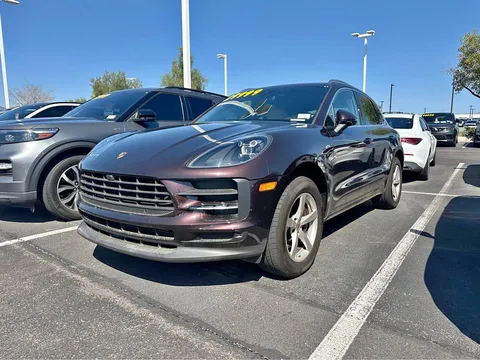 2021 Porsche Macan Sport Utility 4D