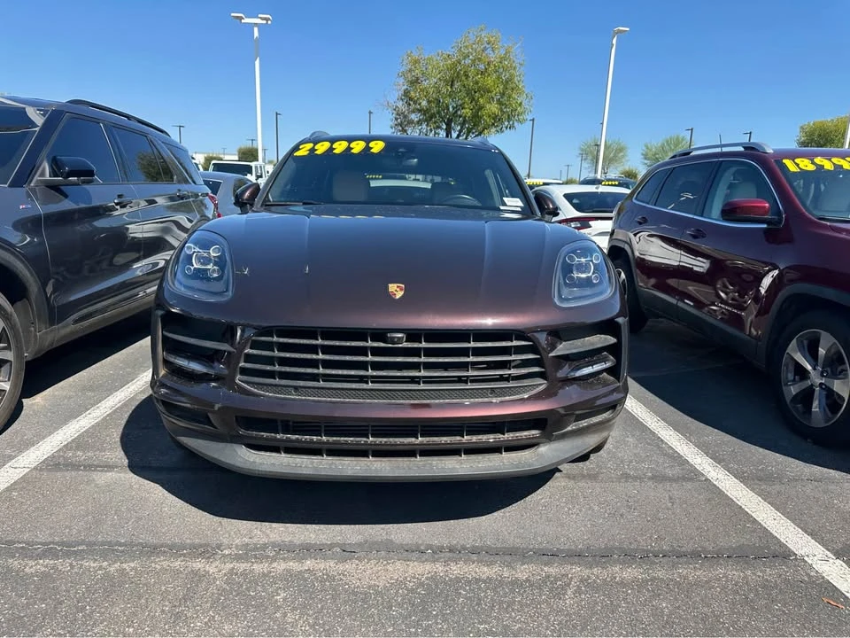 2021 Porsche Macan - Image 2 of 6