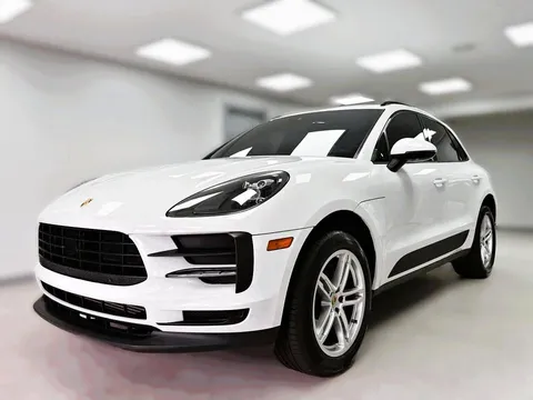 2021 Porsche Macan Sport Utility 4D